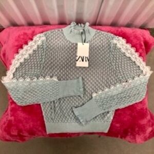 ZARA Knitted Top Sweater with Lace, M, NWT